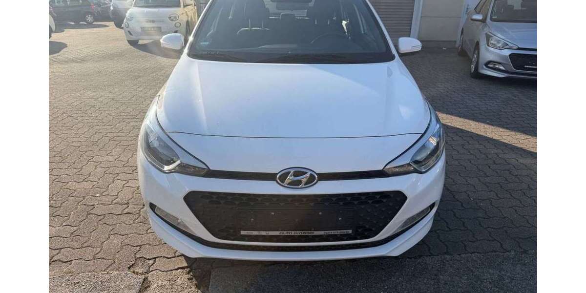 Hyundai i20 117.000 km 7.499 &euro; Pforzheim 75179