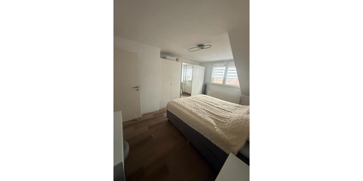 Dachgeschoßwohnung Neuss Allerheiligen - 3 Zimmer, 79 m&sup2;, 285.000&euro; | Angebot:26691729