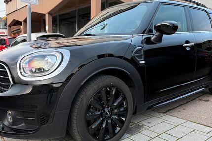 Mini Countryman D (Cooper) 111.506 km 18.699 &euro; Bad Wildbad 75323