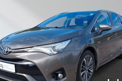 Toyota Avensis 150.474 km 11.450 &euro; Berlin 13125