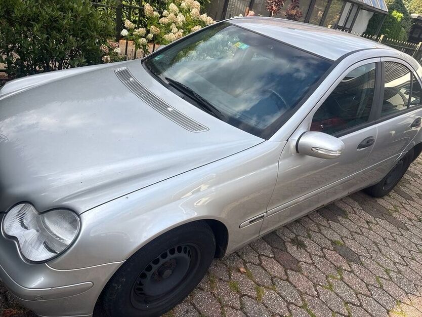 C 200