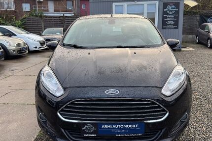 Ford Fiesta 55.601 km 8.690 &euro; Mönchengladbach 41063