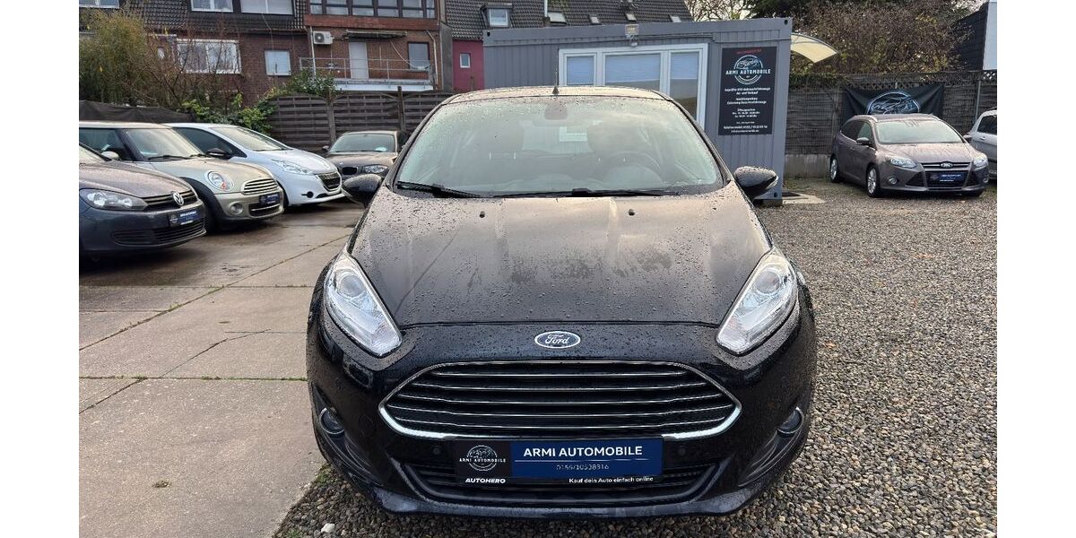 Ford Fiesta 55.601 km 8.690 &euro; Mönchengladbach 41063