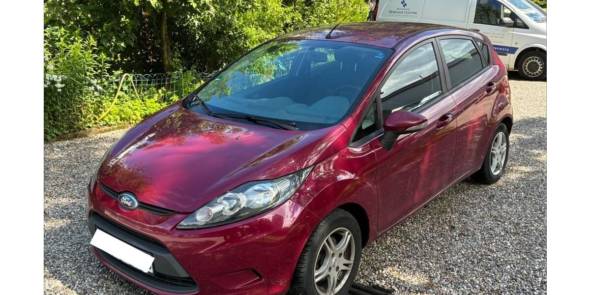 Ford Fiesta 147.000 km 1.800 &euro; Gräfelfing 82166