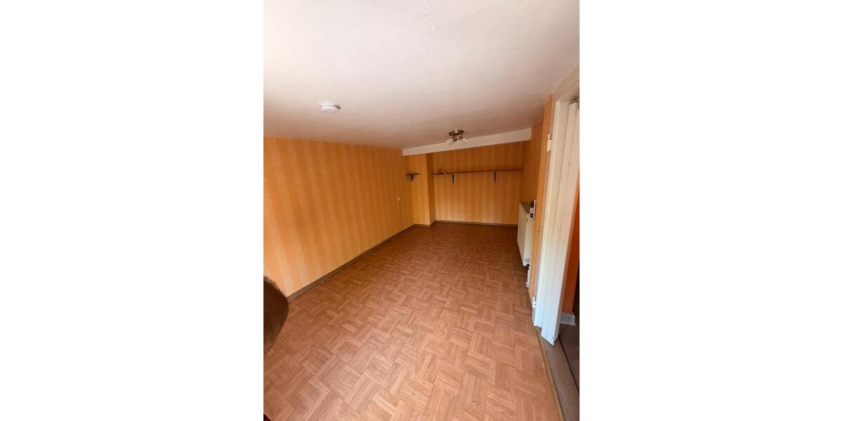 Einfamilienhaus Rotenburg an der Fulda - 6 Zimmer, 137 m&sup2;, 69.450&euro; | Angebot:26964017