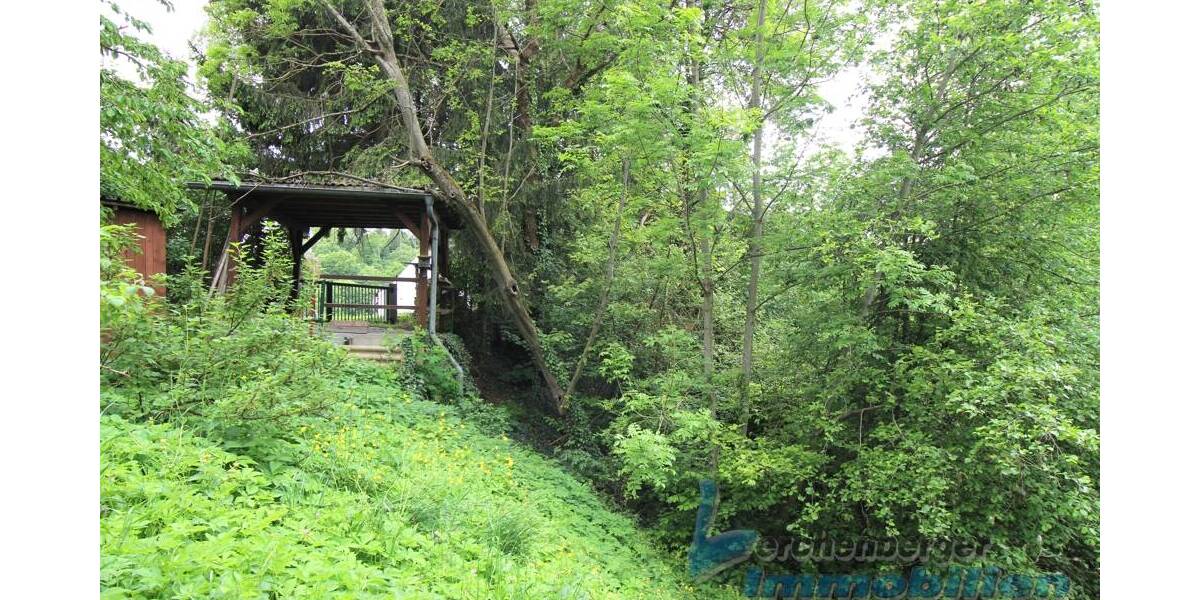 Einfamilienhaus Landau an der Isar Landau - 1 Zimmer, 240 m&sup2;, 429.000&euro; | Angebot:26657485