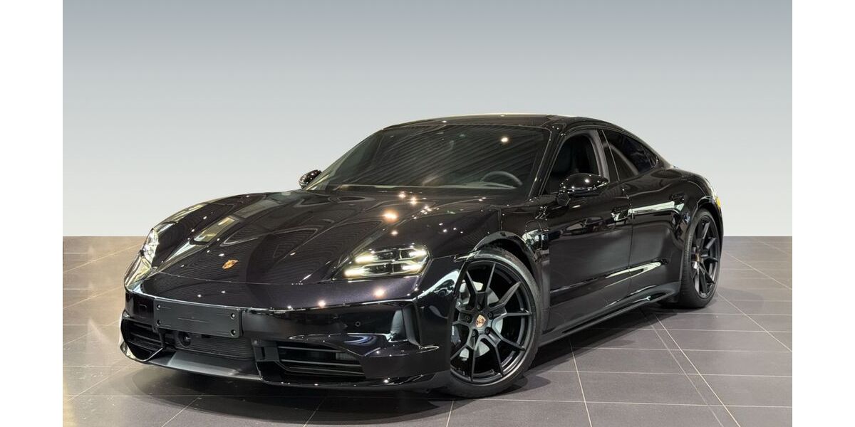 Porsche Taycan 7.900 km 109.870 &euro; Freiburg 79115
