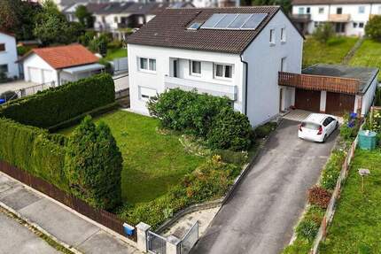 Haus Burgkirchen a d Alz Obere Terrasse - 9 Zimmer, 194 m&sup2;, 460.000&euro; | Angebot:25696409