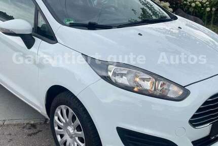 Ford Fiesta 128.605 km 6.500 € Reutlingen 72770