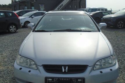 Honda Accord 136.000 km 3.950 &euro; Wildau 15745