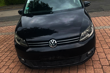 VW Touran 317.500 km 4.500 &euro; Netphen 57250