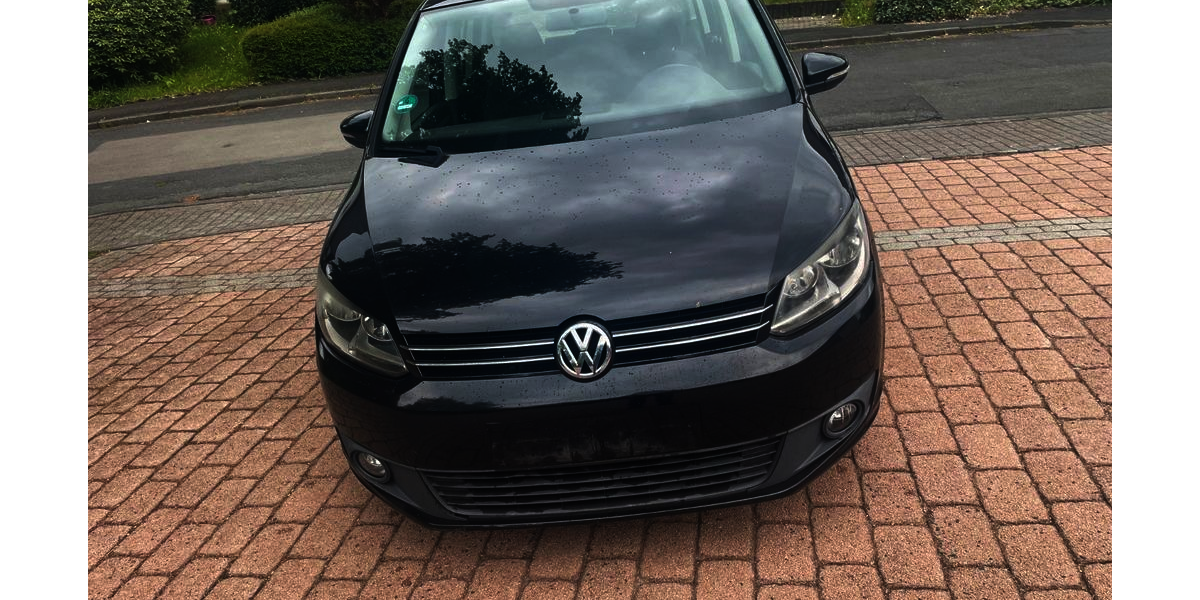 VW Touran 317.500 km 4.500 &euro; Netphen 57250