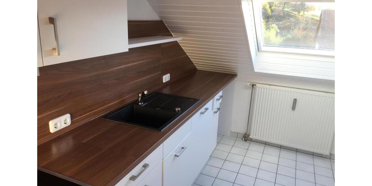 Dachgeschoßwohnung Rastatt - 2.5 Zimmer, 83 m&sup2;, 260.000&euro; | Angebot:26699602