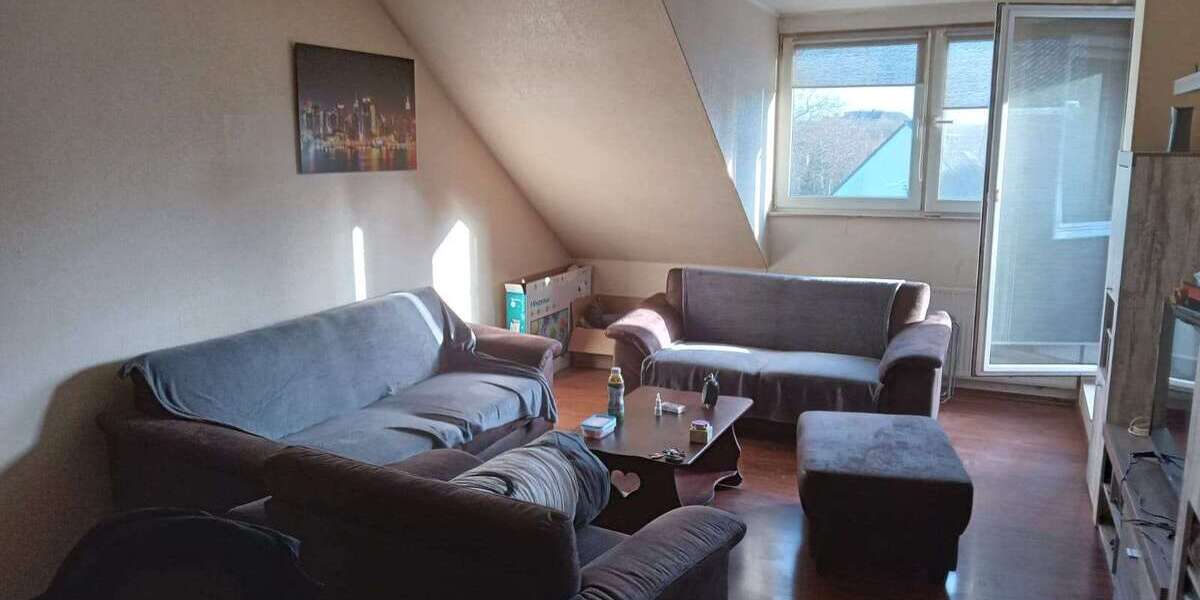 Etagenwohnung Mönchengladbach West - 4 Zimmer, 91 m&sup2;, 530&euro; | Angebot:25064526