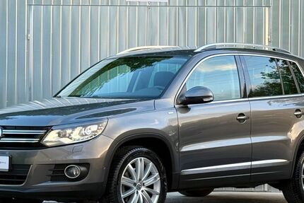 VW Tiguan 55.960 km 18.690 &euro; München 81243