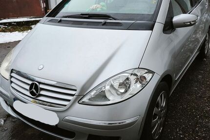 Mercedes-Benz A 180 208.000 km 2.350 &euro; Leun 35638