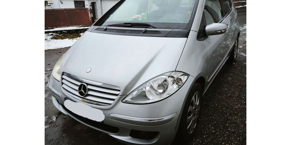 Mercedes-Benz A 180 208.000 km 2.350 &euro; Leun 35638
