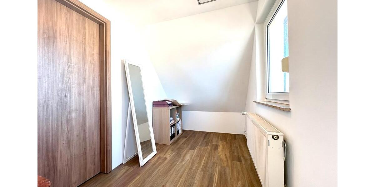 Doppelhaushälfte Burg - 4 Zimmer, 130 m&sup2;, 269.000&euro; | Angebot:26631608