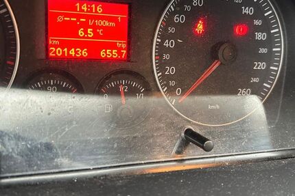 VW Touran 205.000 km 3.000 &euro; Reilingen 68799