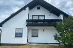 Zweifamilienhaus in Burgthann mit 890qm Grundstück