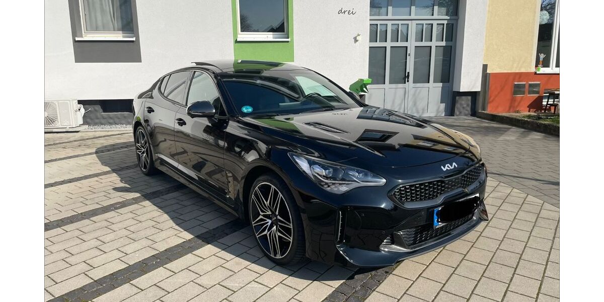 Kia Stinger 48.000 km 42.990 &euro; Eppelheim 69214
