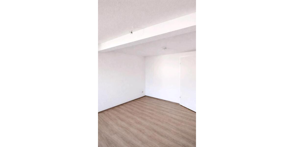 Dachgeschoßwohnung Adorf/Vogtland Vogtland - 2 Zimmer, 61 m&sup2;, 39.900&euro; | Angebot:27430123