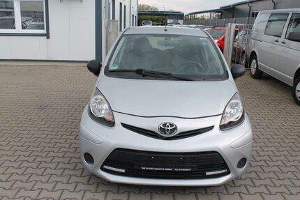 Toyota Aygo (X) 144.578 km 3.950 &euro; Euskirchen 53879