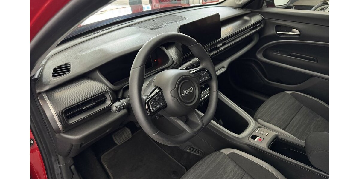 Jeep Avenger Elektro 1.Hand Longitude 54 kWh Navi 26.600 km 19.980 &euro; Lich 35423