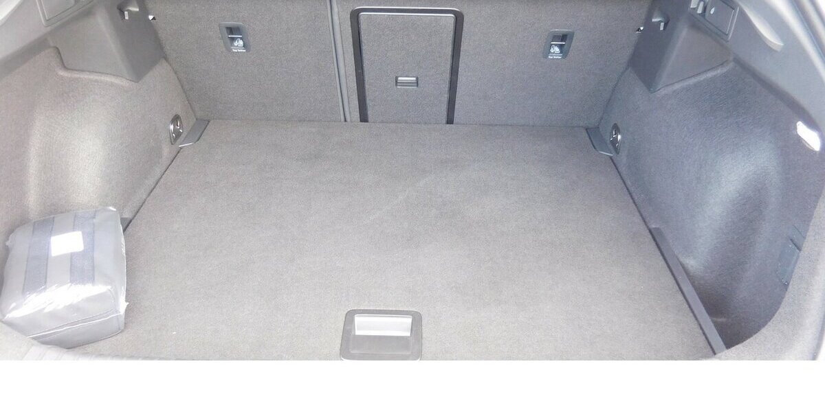 Cupra Formentor 1.5 TSI BMT Klima LED Alu Navi 15.600 km 21.490 &euro; Vordorf 38533