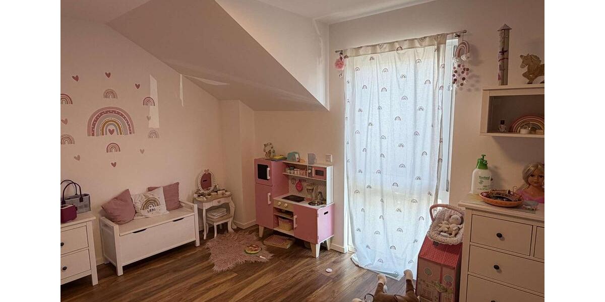 Einfamilienhaus Roßdorf - 4 Zimmer, 147 m&sup2;, 1.950&euro; | Angebot:26322953