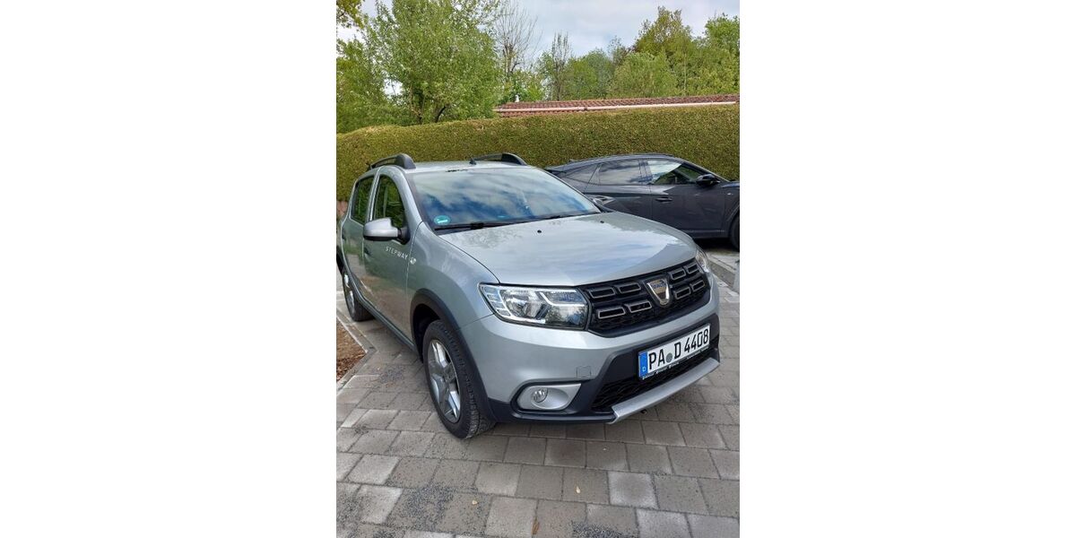 Dacia Sandero 12.556 km 10.900 &euro; Eging am See 94535