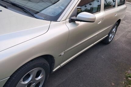 Volvo V70 261.000 km 5.500 &euro; Liebenau 34396