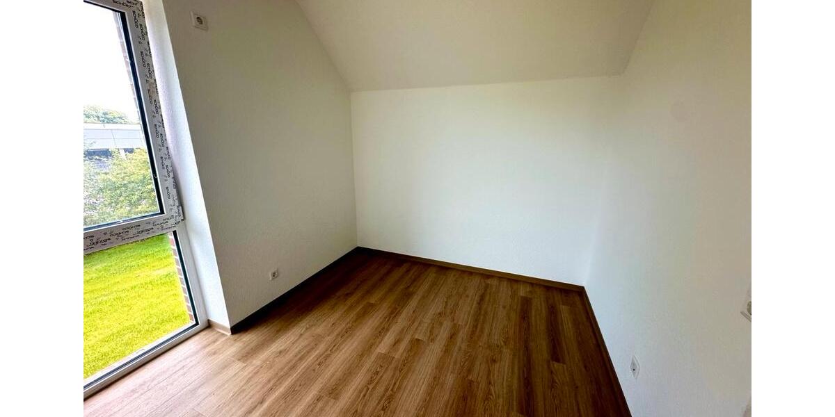 Doppelhaushälfte Varel - 3 Zimmer, 89 m&sup2;, 950&euro; | Angebot:24655256