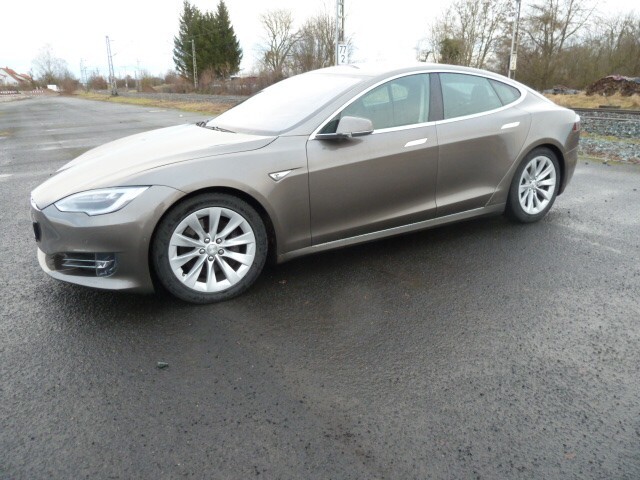 Tesla Model S 98.000 km 35.490 &euro; Bergtheim 97241