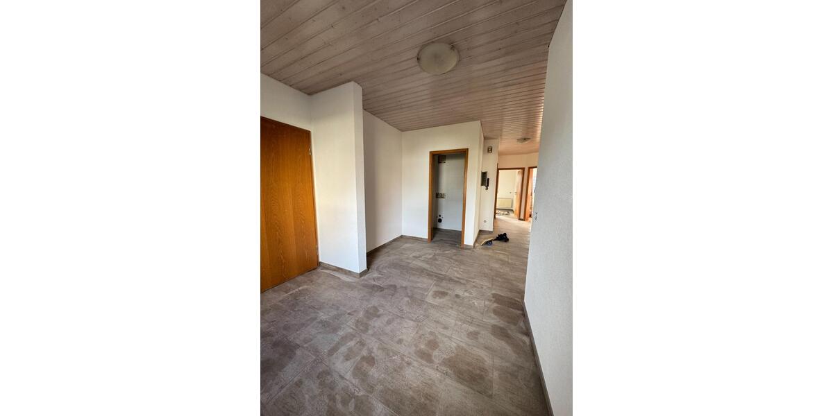 Erdgeschoßwohnung Pliezhausen - 3 Zimmer, 87 m&sup2;, 348.000&euro; | Angebot:25717280