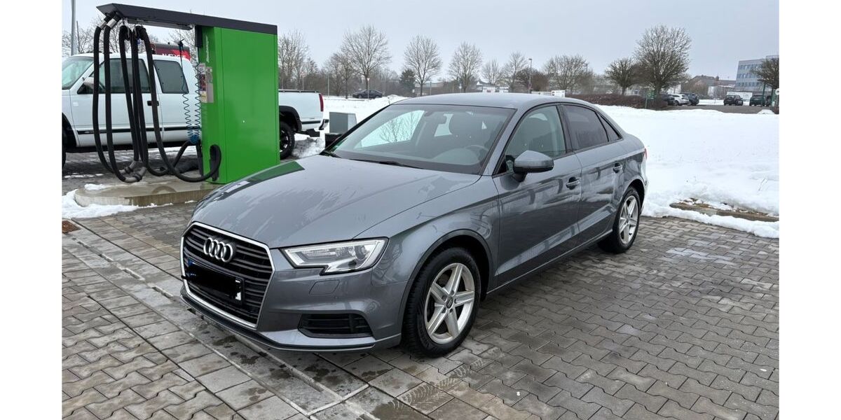 Audi A3 113.800 km 17.900 &euro; Dentlein 91599