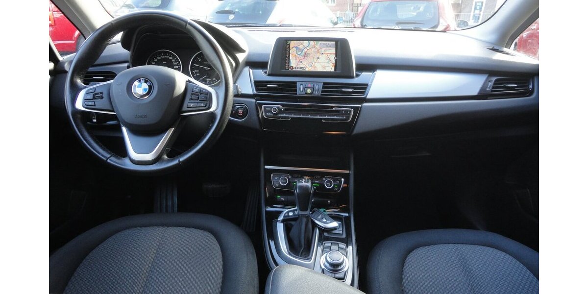 BMW 218 Active Tourer Autom+Navi Service+Kette neu 112.000 km 10.999 &euro; Neuss 41462
