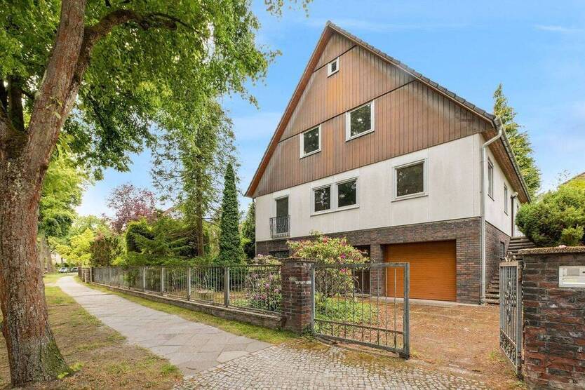 GROSSE FAMILIE - GARTEN - GLÜCK Idyllisches Wohnen am Tegeler Fließ