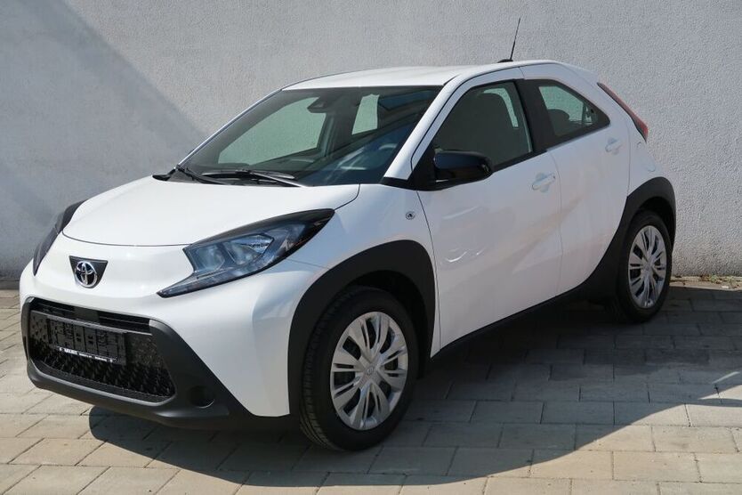 Aygo (X)