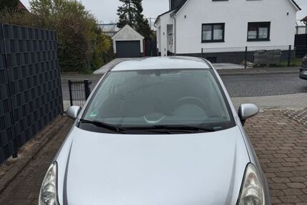 Opel Corsa 82.075 km 3.200 &euro; Celle 29221