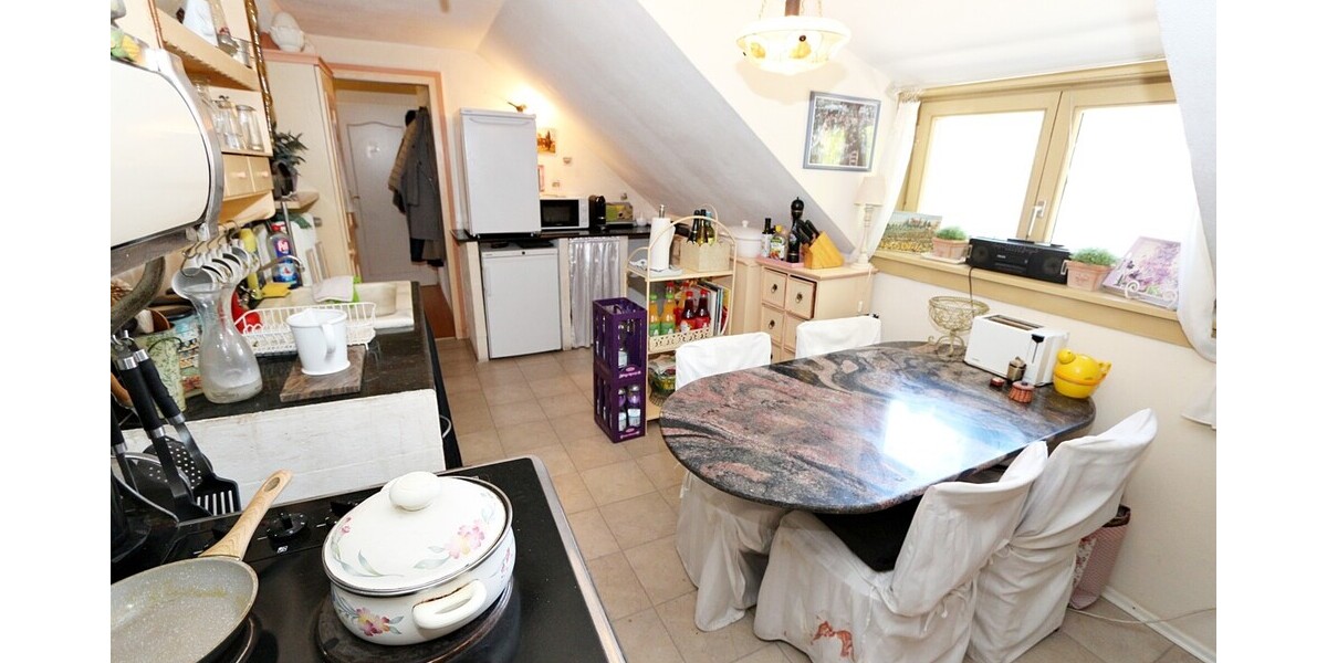 !! RARITÄT am SEE !! idyllisches JUWEL * 4-Zimmer-Dachgeschosstraum * Balkon und Gartennutzung * - Dachgeschoßwohnung Starnberg | Angebot:26551172