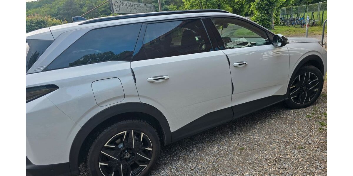 Peugeot 5008 14.200 km 31.300 &euro; Karlsruhe 76131