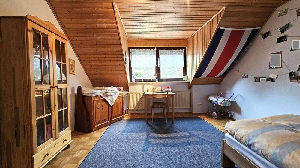 Doppelhaushälfte Ansbach - 8 Zimmer, 150 m&sup2;, 469.000&euro; | Angebot:26106506