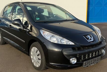 Peugeot 207 159.000 km 2.990 &euro; Sankt. Wendel 66606