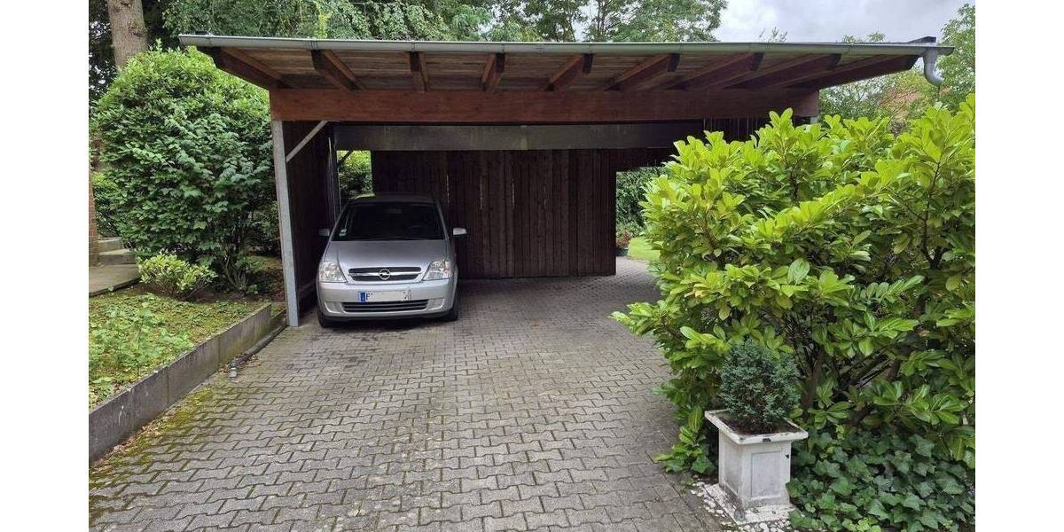 RESERVIERT! Gemütliche 4 Zimmer Wohnung mit großem Süd-Balkon in Innenstadtlage! 4 zimmer