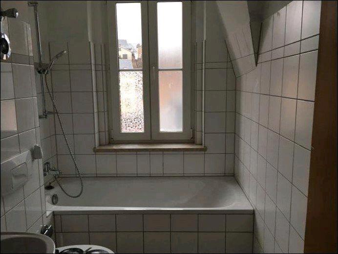 Dachgeschoßwohnung Auerbach/Vogtland Vogtland - 3 Zimmer, 60 m&sup2;, 45.000&euro; | Angebot:26757984