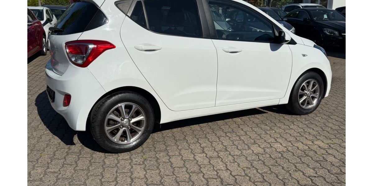 Hyundai i10 103.566 km 5.699 &euro; Hanau 63452