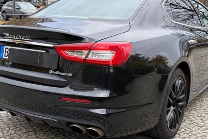 Maserati Quattroporte 71.000 km 32.988 &euro; Berlin 13581
