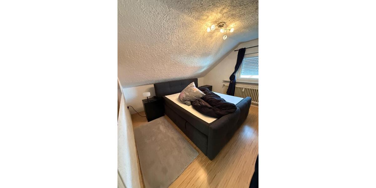 Dachgeschoßwohnung Lampertheim - 3.5 Zimmer, 60 m&sup2;, 600&euro; | Angebot:25724111