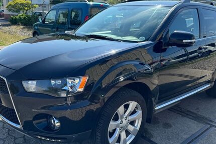 Mitsubishi Outlander 272.000 km 3.350 &euro; Buxtehude 21614